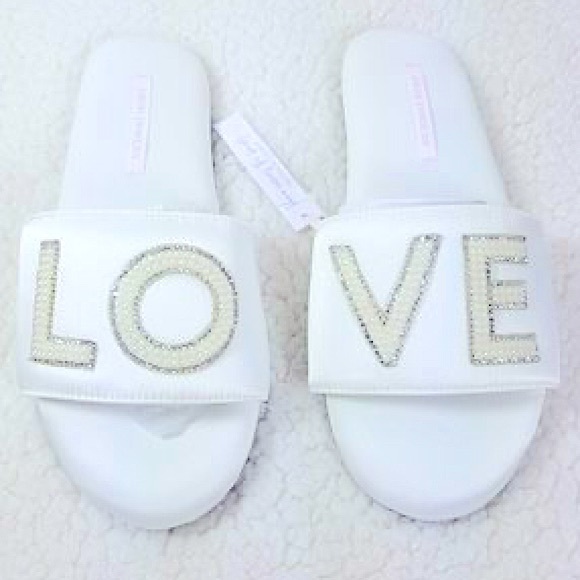 Victoria’s Secret Diamonds And Pearls LOVE Slippers - Medium 7-8 - Picture 5 of 15
